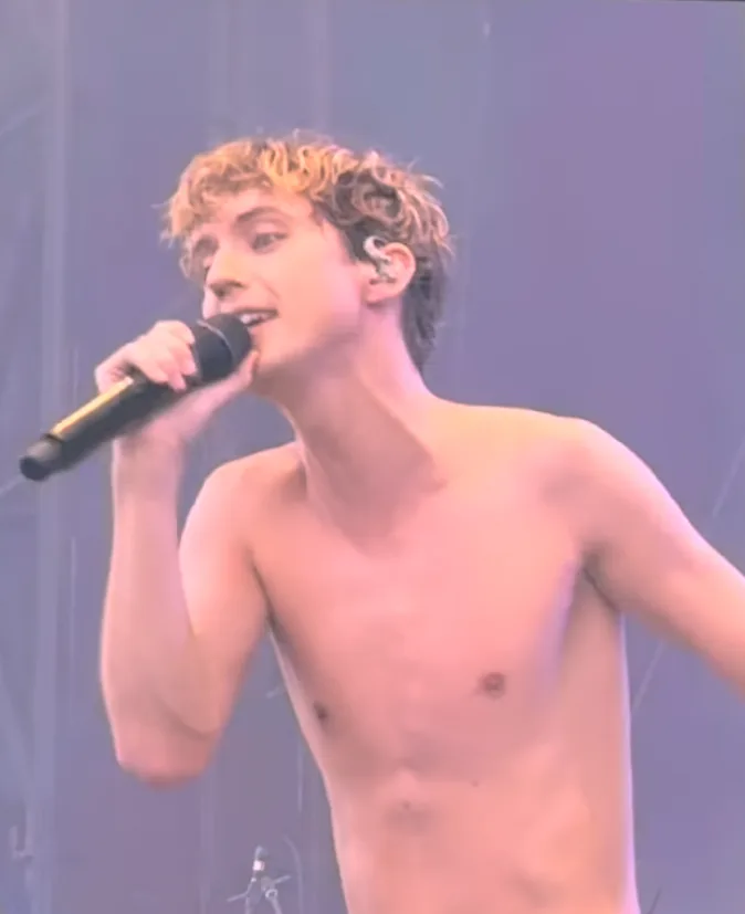 Troye Sivan shares FF as She’s the Best arrives