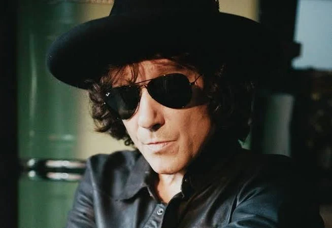 Image of Enrique Bunbury