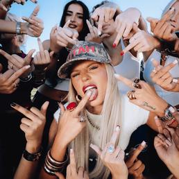 Skye Newman – FU & UF Lyrics